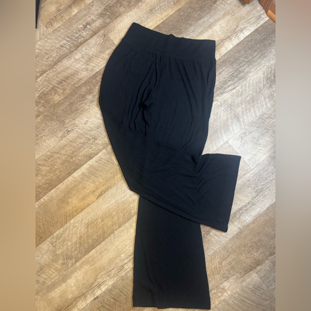 Athleta Ribbed Wide Leg Pants in Black